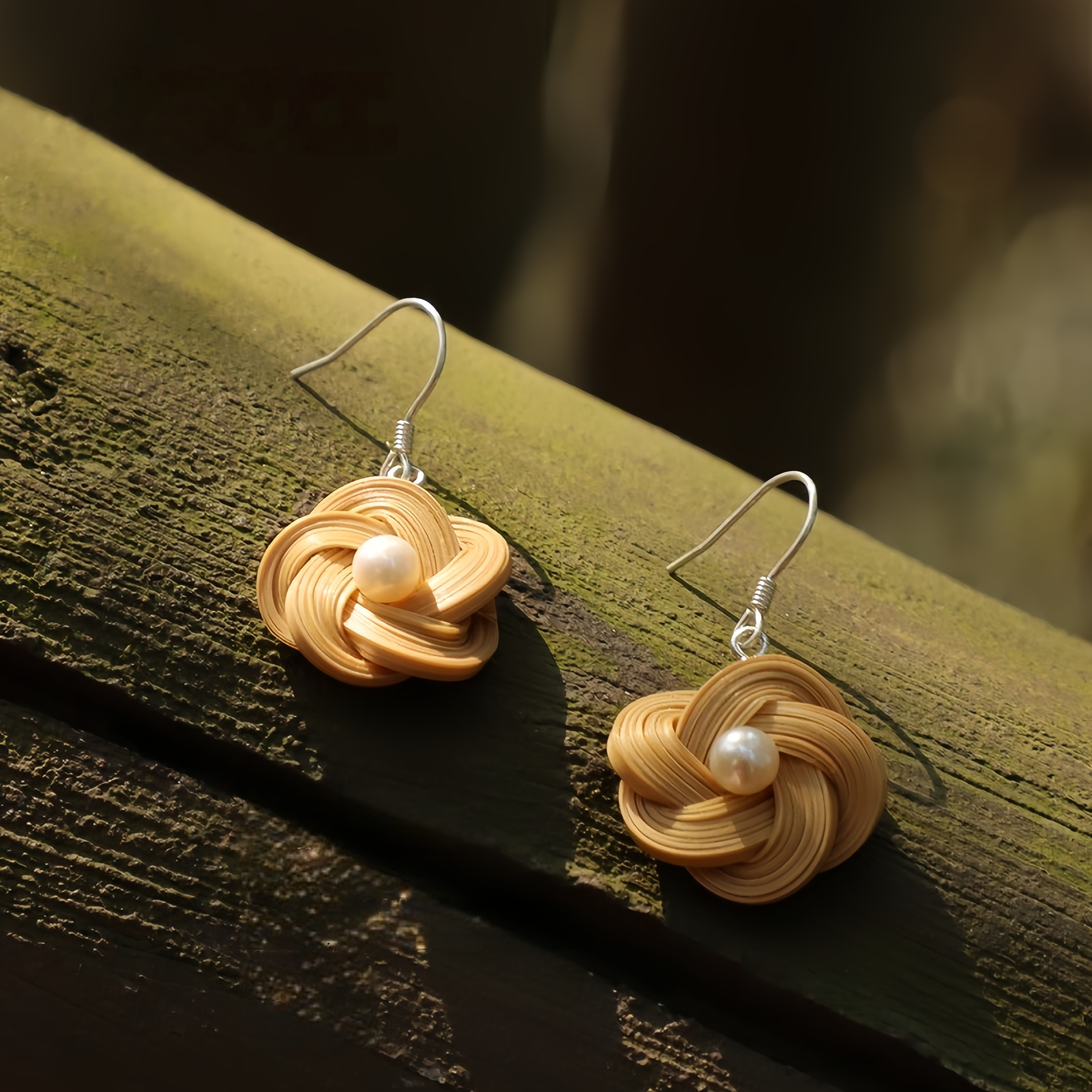 ZHU Handmade Bamboo Woven Earrings with Freshwater Pearl