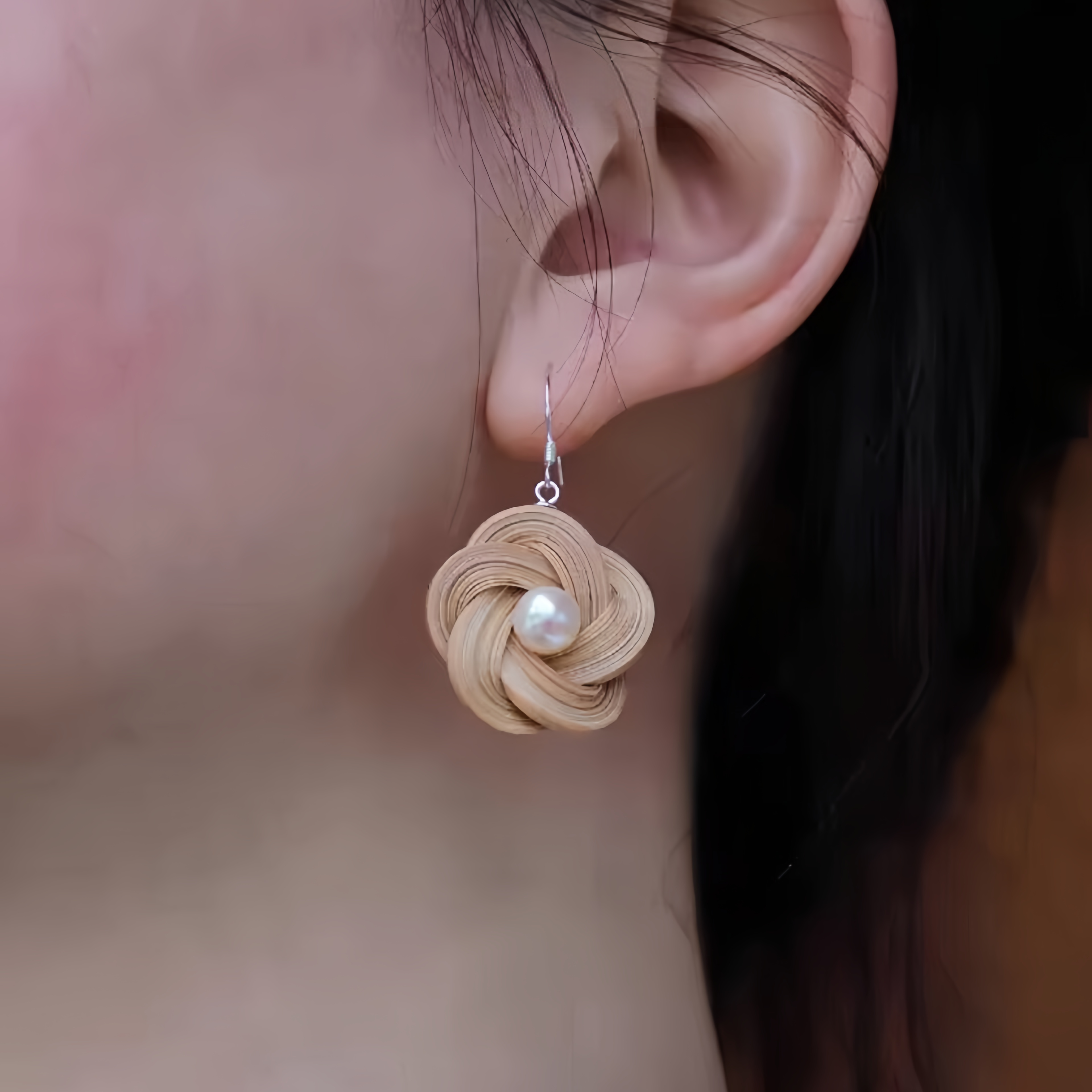 ZHU Handmade Bamboo Woven Earrings with Freshwater Pearl